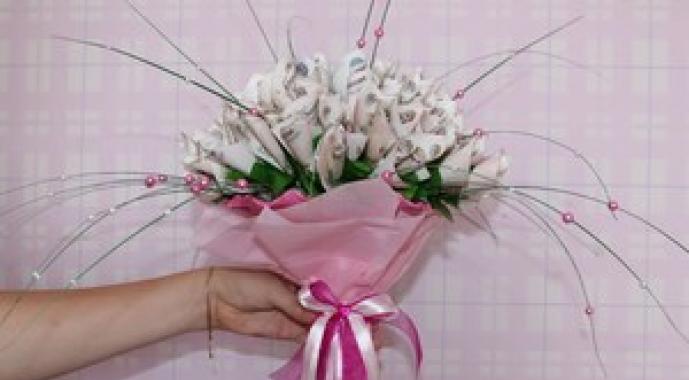 วิธีทำช่อดอกไม้กระดาษด้วยมือของคุณเอง: ไอเดีย, ภาพถ่ายทีละขั้นตอน